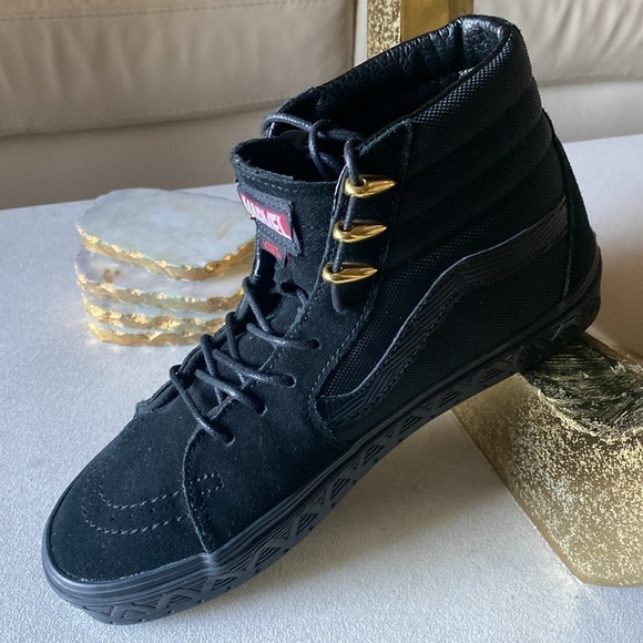 VANS MARVEL SUEDE BLACK PANTHER Edition BLACK Sneakers Size 8 Men 9.5 Wo… - Picture 8 of 17